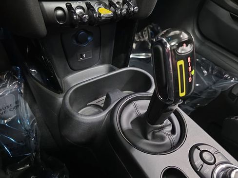 Certified 2023 MINI Cooper SE FWD image 19