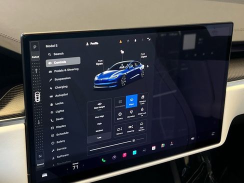 Used 2021 Tesla Model S Plaid image 22