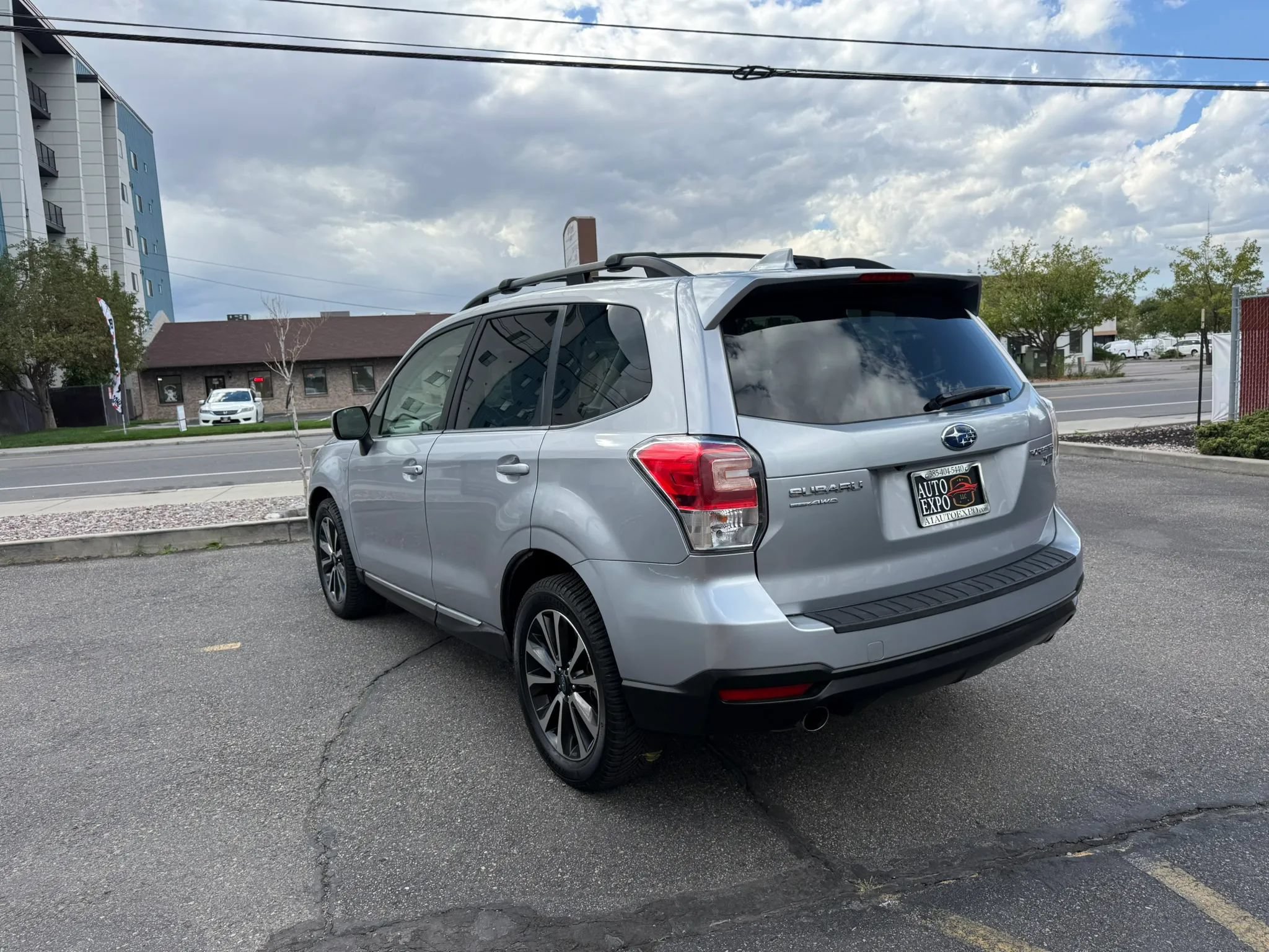 Used 2017 Subaru Forester 2.0XT Premium w/ Popular Package #2A AWD/4WD image 7