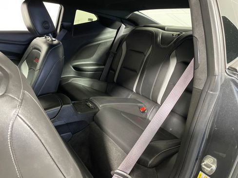 Used 2017 Chevrolet Camaro SS RWD image 13