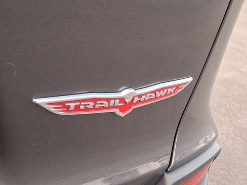 Certified 2022 Jeep Cherokee Trailhawk w/ Sound & Nav Group image 33