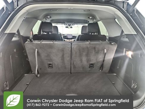 Used 2022 Ford Explorer XLT w/ Equipment Group 202A image 23