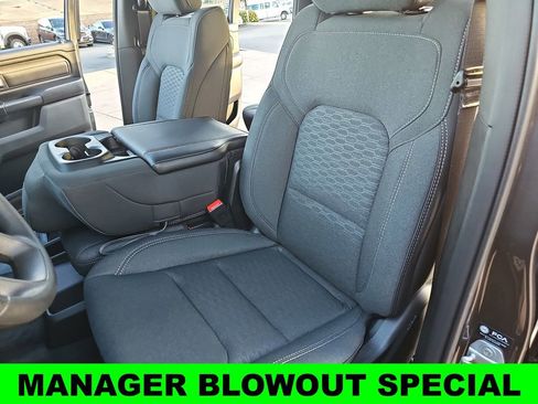 New 2026 RAM 1500 Express AWD/4WD image 14