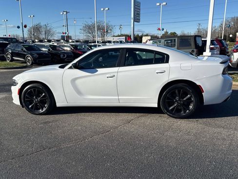 Used 2020 Dodge Charger SXT w/ Blacktop Package image 5