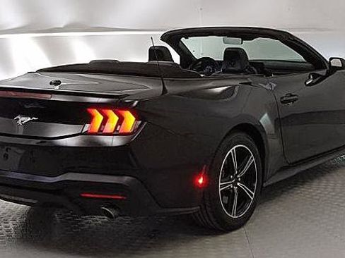 Certified 2024 Ford Mustang Premium image 3