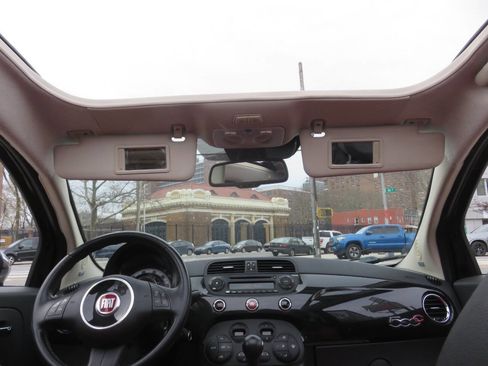 Used 2012 FIAT 500 Lounge w/ Luxury Leather Pkg image 16