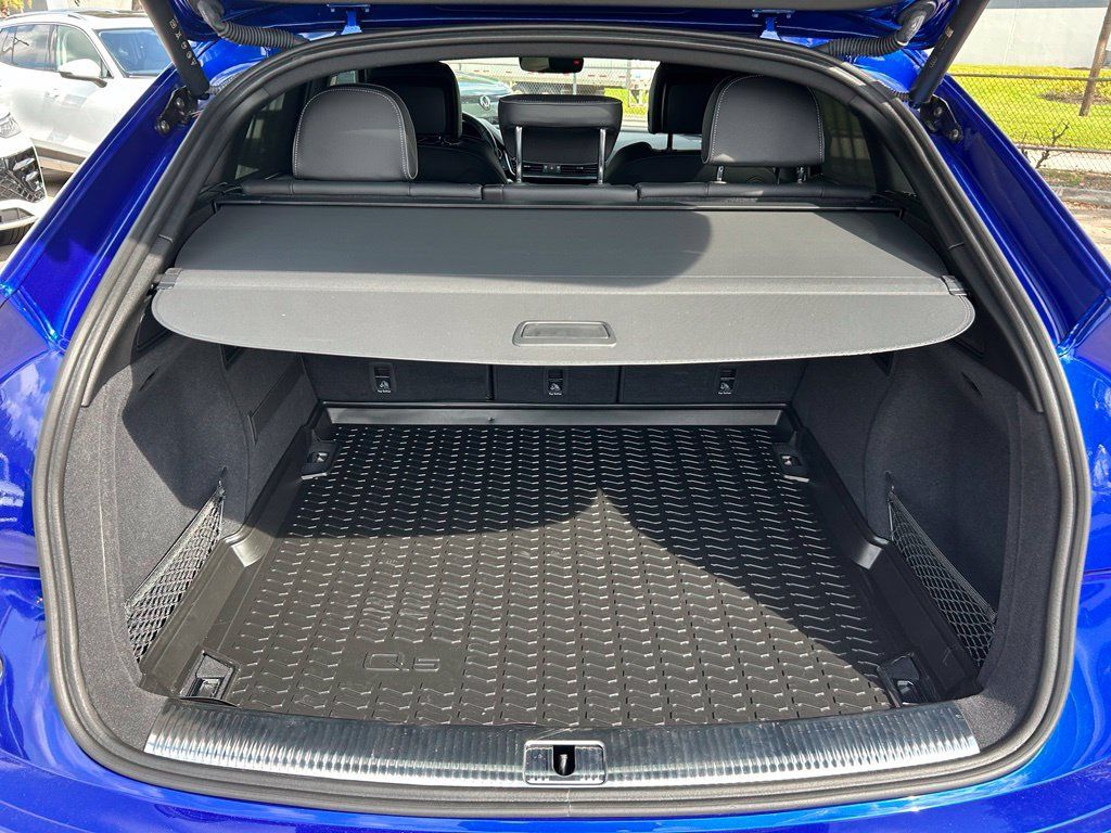Used 2023 Audi SQ5 Premium Plus w/ Premium Plus Package AWD/4WD image 45