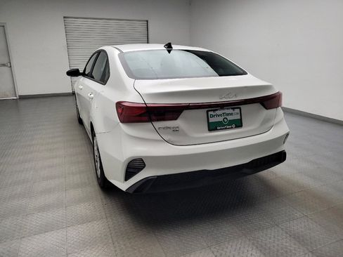 Used 2023 Kia Forte LX FWD image 6