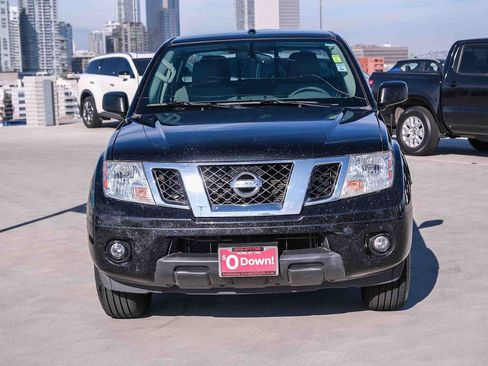 Used 2018 Nissan Frontier SV w/ Value Truck Package RWD image 2