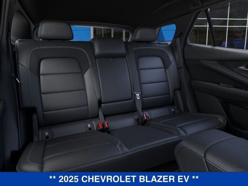 New 2025 Chevrolet Blazer EV LT image 18