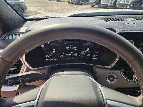 Used 2026 GMC Canyon Denali AWD/4WD image 21