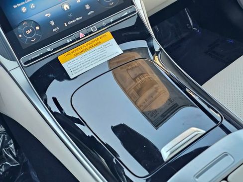 New 2026 Mercedes-Benz GLC 300 4MATIC image 33