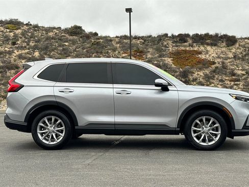 Used 2023 Honda CR-V EX image 2