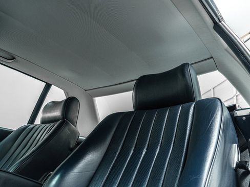 Used 1987 Mercedes-Benz 560 SL image 46