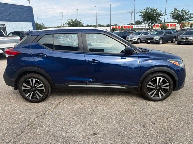 Used 2020 Nissan Kicks SR FWD image 6