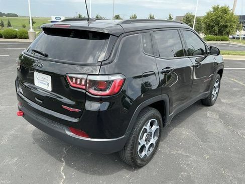 Used 2022 Jeep Compass Trailhawk AWD/4WD image 3