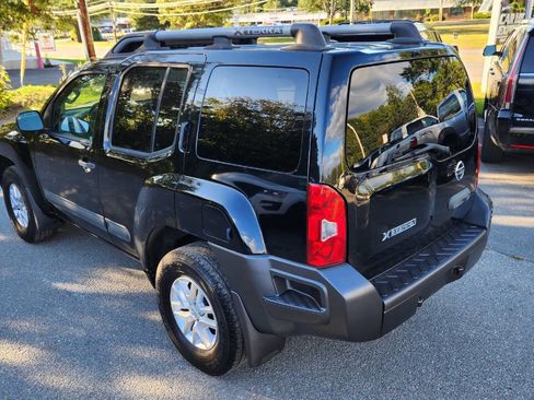 Used 2014 Nissan Xterra S image 10