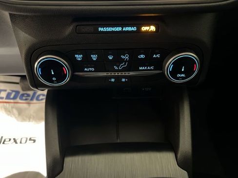 Certified 2025 Ford Escape Active FWD image 16