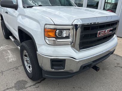 Used 2014 GMC Sierra 1500 4x4 Regular Cab w/ Sierra Convenience Package
