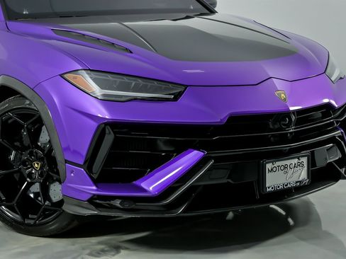 Used 2023 Lamborghini Urus Performante image 3