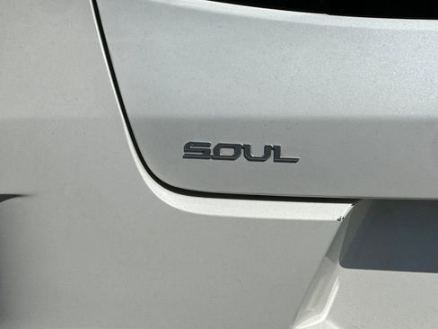 Certified 2024 Kia Soul LX w/ Option Group 015 FWD image 26