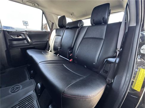 Used 2020 Toyota 4Runner Venture w/ Moonroof Package AWD/4WD image 16