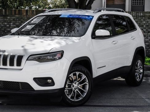 Used 2021 Jeep Cherokee Latitude Lux w/ Comfort/Convenience Group image 13