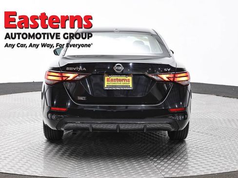 Used 2021 Nissan Sentra SV image 6