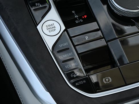 Used 2026 BMW X5 xDrive40i w/ Premium Package image 21