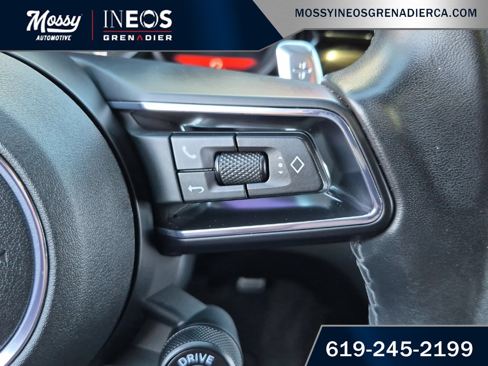 Used 2023 Porsche Macan AWD/4WD image 18