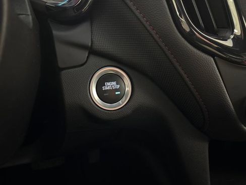 Used 2024 Chevrolet Equinox RS image 39