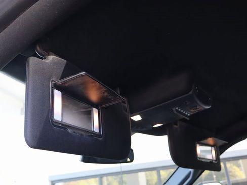 Used 2022 Ford F250 Lariat w/ Black Appearance Package image 33