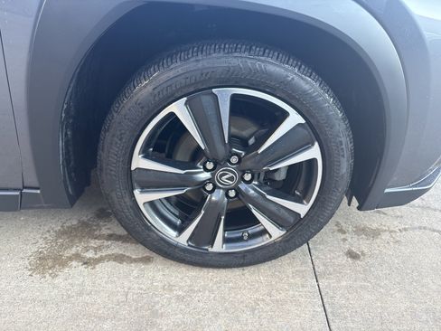 Used 2019 Lexus UX 250h image 13