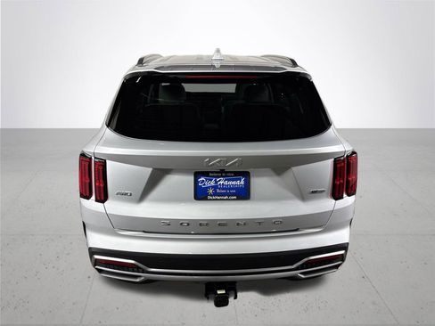 Used 2022 Kia Sorento SX Prestige image 8