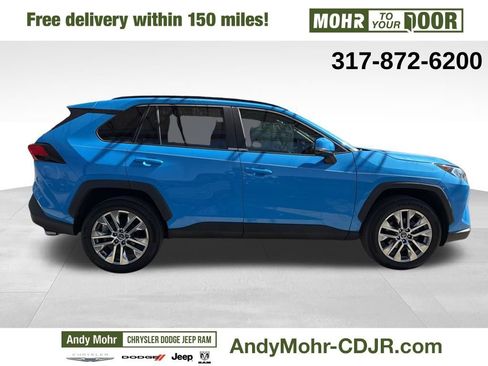 Used 2020 Toyota RAV4 XLE Premium image 8
