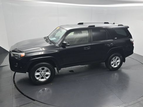 Used 2021 Toyota 4Runner SR5 Premium w/ Moonroof Package AWD/4WD image 58