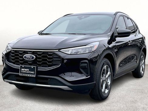 Used 2025 Ford Escape ST-Line AWD/4WD image 14