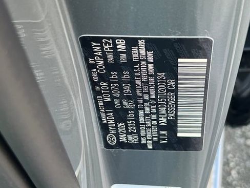 New 2026 Hyundai Elantra Hybrid FWD image 23