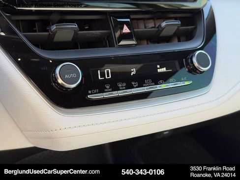 Used 2024 Toyota Corolla SE image 22