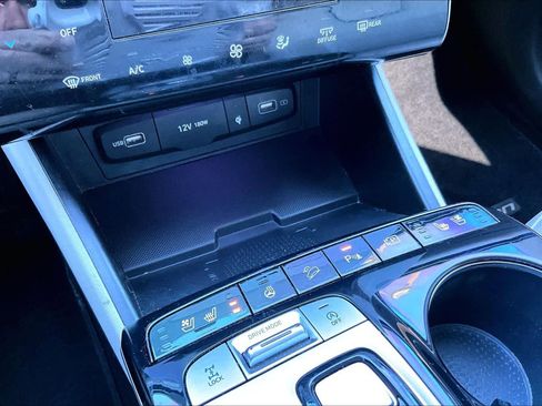 Used 2023 Hyundai Tucson Limited image 32