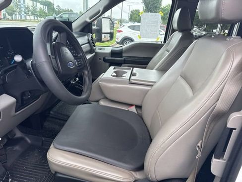 Used 2017 Ford F250 XL w/ Power Equipment Group AWD/4WD image 11