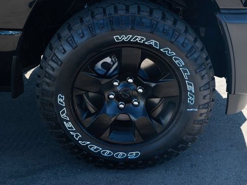 New 2026 RAM 1500 Warlock AWD/4WD image 8