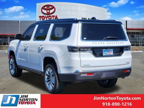 Used 2022 Jeep Grand Wagoneer Series II image 7