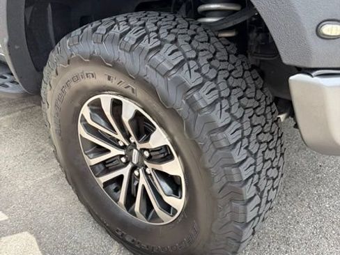 Used 2020 Ford F150 Raptor AWD/4WD image 4