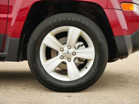 Used 2015 Jeep Patriot Sport w/ Power Value Group image 9