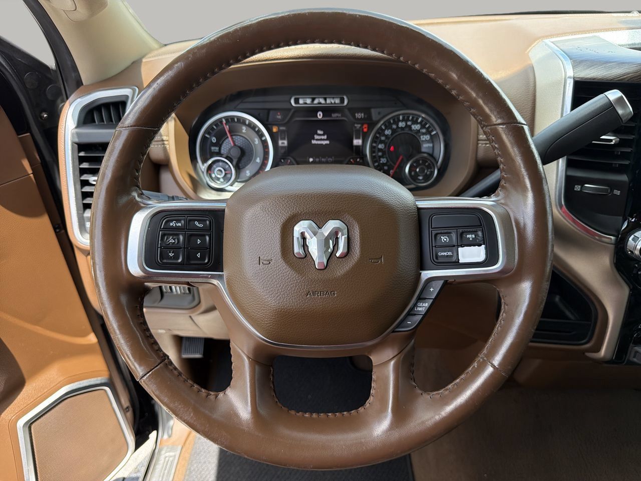 Used 2019 RAM 2500 Laramie RWD image 29