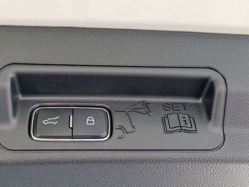 New 2026 Ford Explorer Platinum w/ LUX Leather Package image 15