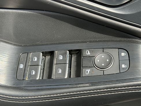 Certified 2023 Nissan Rogue SL w/ SL Premium Package FWD image 14