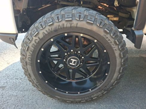 Used 2020 GMC Sierra 2500 Denali w/ Denali Ultimate Package AWD/4WD image 4