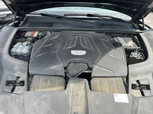 Used 2019 Porsche Cayenne AWD/4WD image 20